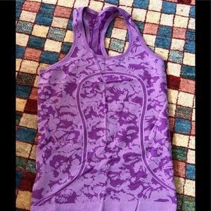 Lululemon tank gorgeous purple excellent condition